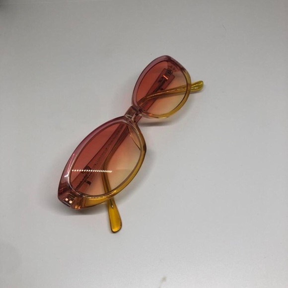 SOLD Vintage Salvatore Ferragamo Sunglasses - Picture 3 of 4
